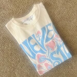 NECTAR CLOTHING New! Women’s Oversized Graphic T-shirt - “Never Stop Growing”